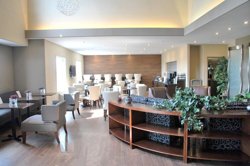 Days Inn By Wyndham Regina Airport West Zewnętrze zdjęcie